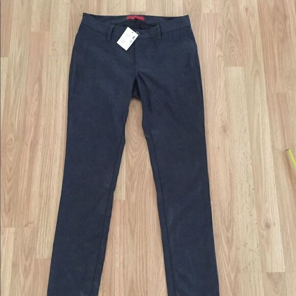 NWT SAKS FIFTH AVENUE Red Label Jeggings - Picture 3 of 7